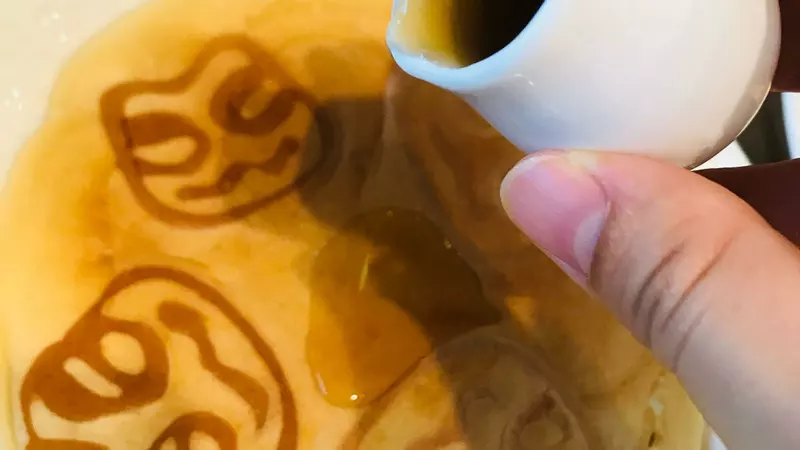 バムとケロの再現メシ。
山盛りドーナツも再現済。
