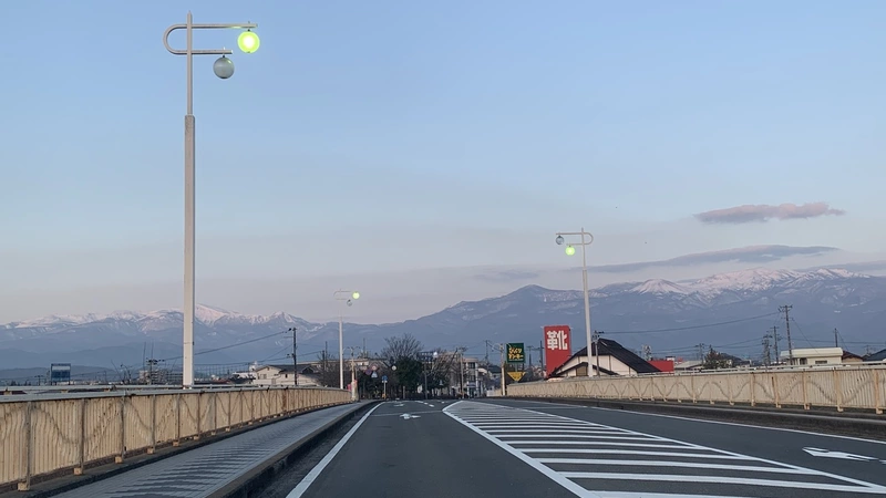 第二の故郷でもある福島。関東に比べて山がとにかく近い！写真の吾妻連峰はホント奇麗で癒されます。