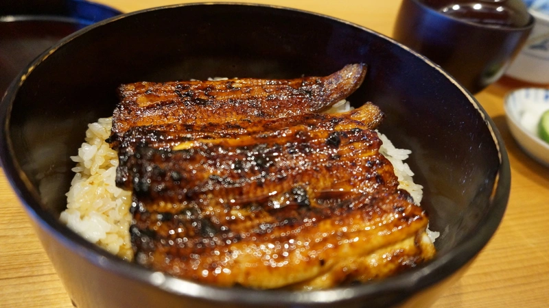 美味しいものよく食べに行きます